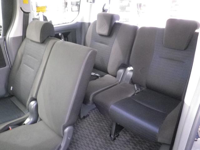 ヴォクシー ＺＳ　煌ＩＩ　９００００ｋ　両側電動スライドドア　フルセグナビＴＶ　ＥＴＣ　ドラレコ（12枚目）