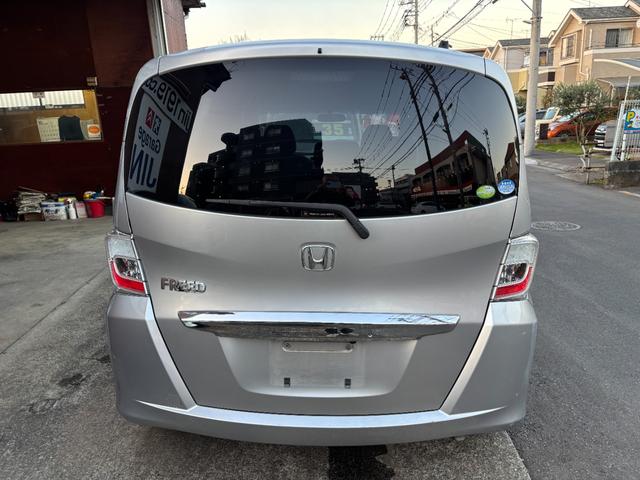 フリード G ジャストセレクション タイミングチェーン メモリーナビTV スマートキー 両側パワースライドドア リアカメラ HID ETC DVD CD AW(18枚目)