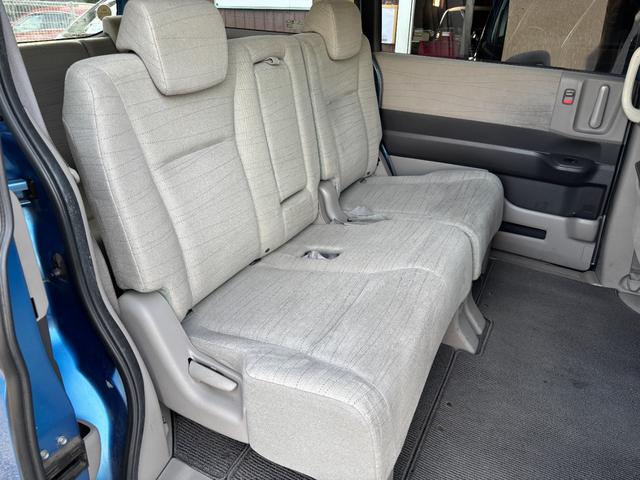 ステップワゴン G Lパッケージ タイミングチェーン HDDナビTV スマートキー 両側パワースライドドア リアカメラ ETC DVD CD ミュージックサーバー リアモニター(12枚目)