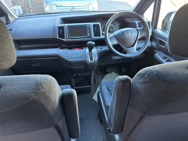 ステップワゴン L タイミングチェーン HDDナビTV スマートキー 両側Pドア Rカメラ HID ETC DVD CD ミュージックサーバー AW 記録簿(10枚目)