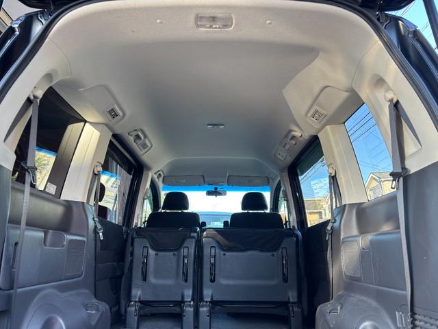 ステップワゴン L タイミングチェーン HDDナビTV スマートキー 両側Pドア Rカメラ HID ETC DVD CD ミュージックサーバー AW 記録簿(11枚目)