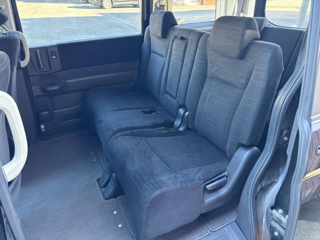 ステップワゴン L タイミングチェーン HDDナビTV スマートキー 両側Pドア Rカメラ HID ETC DVD CD ミュージックサーバー AW 記録簿(16枚目)