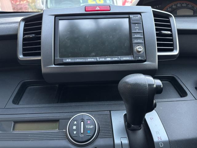 フリード Ｇ　Ｌパッケージ　タイミングチェーン　ＨＤＤナビＴＶ　キーレス　パワースライドドア　リアカメラ　ＥＴＣ　ＤＶＤ　ＣＤ　ミュージックサーバー　ドライブレコーダー（3枚目）