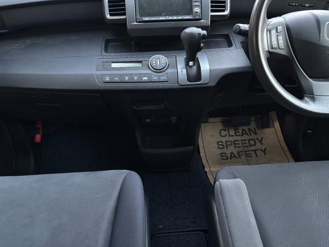 フリード Ｇ　Ｌパッケージ　タイミングチェーン　ＨＤＤナビＴＶ　キーレス　パワースライドドア　リアカメラ　ＥＴＣ　ＤＶＤ　ＣＤ　ミュージックサーバー　ドライブレコーダー（8枚目）