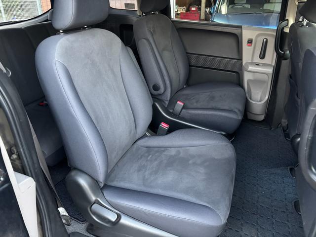 フリード Ｇ　Ｌパッケージ　タイミングチェーン　ＨＤＤナビＴＶ　キーレス　パワースライドドア　リアカメラ　ＥＴＣ　ＤＶＤ　ＣＤ　ミュージックサーバー　ドライブレコーダー（9枚目）