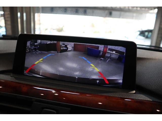 B3 ビターボ ツーリング 右H BMWindividualカラー&レザー アクラポ シートヒーター バックカメラ 電動トランク 記録簿・取説・スペアキー(16枚目)