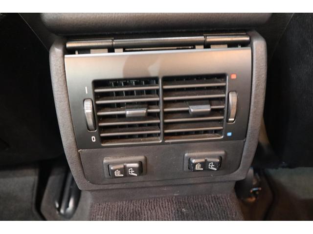B10 V8ツーリング スイッチトロニック 左H レザー サンルーフ 全席シートヒーター 社外スピーカー ETC 取説・記録簿・スペアキー(20枚目)