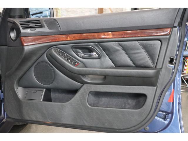 B10 3.3リムジン 右ハンドル 黒レザー サンルーフ シートヒーター ETC ドラレコ 取説・記録簿・スペアキー完備(28枚目)