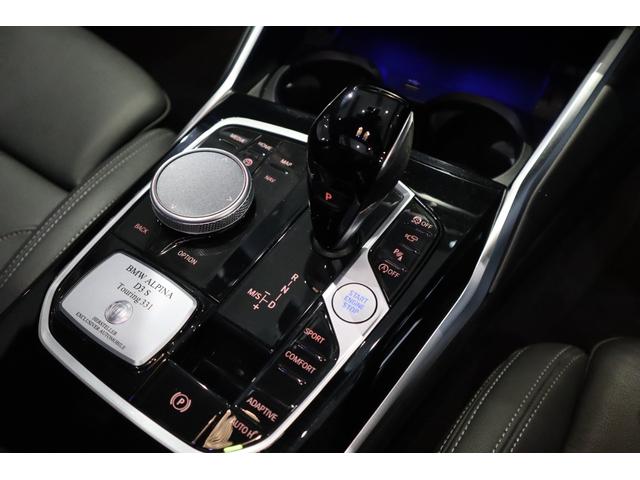 D3 S ツーリングオールラッド ワンオーナー パノラマサンルーフ 黒レザー 全席シートヒーター ハーマンカードンスピーカー ヘッドアップディスプレイ ACC レザーダッシュボード レーザーライト TVチューナー(17枚目)