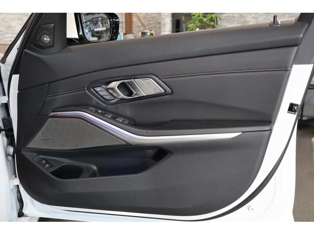 D3 S ツーリングオールラッド ワンオーナー パノラマサンルーフ 黒レザー 全席シートヒーター ハーマンカードンスピーカー ヘッドアップディスプレイ ACC レザーダッシュボード レーザーライト TVチューナー(34枚目)