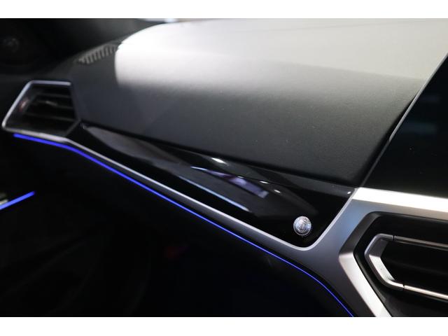 D3 S ツーリングオールラッド ワンオーナー パノラマサンルーフ 黒レザー 全席シートヒーター ハーマンカードンスピーカー ヘッドアップディスプレイ ACC レザーダッシュボード レーザーライト TVチューナー(40枚目)