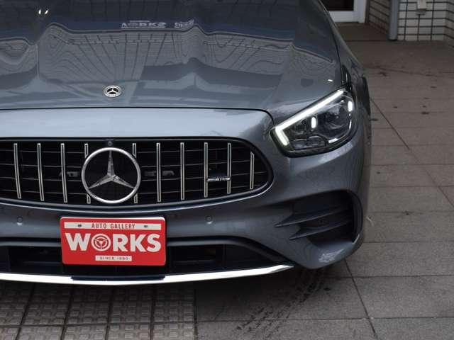 Eクラス E200 クーペ スポーツ BSG搭載モデル マキアートベージュ&ヨットブルー(18枚目)