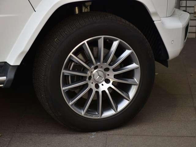 Gクラス G400d AMGライン ディーゼルターボ 4WD マヌファクプラス MY2024 ベンガルレッドナッパレザー ワンオーナー 禁煙車(26枚目)