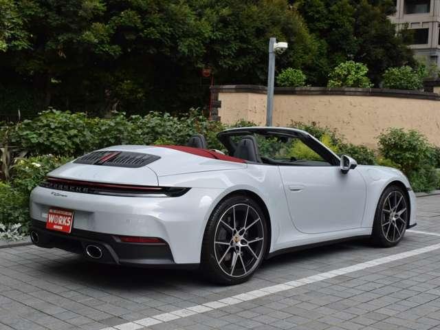 ９１１ ９１１カレラ　カブリオレ　ＰＤＫ　ＭＯＰ２２８　スポクロ／スポエグ　ベンチレーＰション（2枚目）