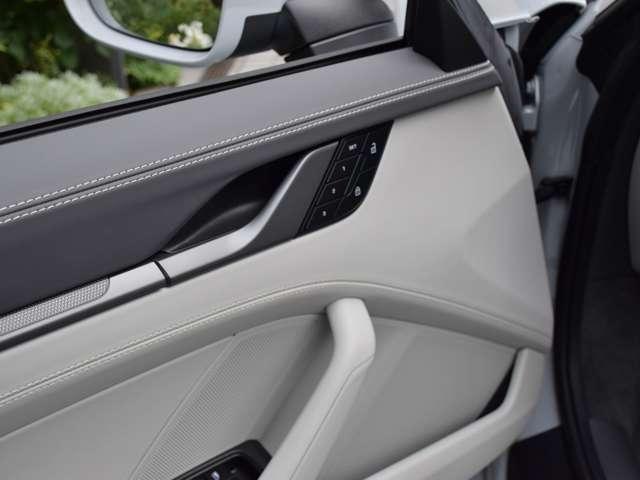 ９１１ ９１１カレラ　カブリオレ　ＰＤＫ　ＭＯＰ２２８　スポクロ／スポエグ　ベンチレーＰション（6枚目）