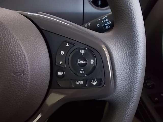 G・Lホンダセンシング 禁煙 ナビ Rカメラ 片側電動スライドドア 地デジ アイスト AC ナビTV 禁煙 ワンオーナ サイドSRS DVD 記録簿 ETC付 LEDヘッド メモリーナビ 横滑り防止装置 両側スライド片側電動(13枚目)