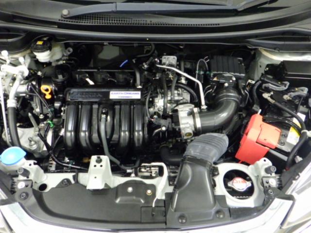 フィット １３Ｇ・Ｌホンダセンシング　／禁煙車／純正ナビ／スーパーＵＶ＆ＩＲカットフロントガラス／ＥＴＣ／ＡＣＣ／ＬＥＤフォグ／オートライト／オートリトラミラー／フルセグＴＶ／ＢＴＡ／サイドカーテンＳＲＳ／プラズマクラスター／リヤカメラ（29枚目）