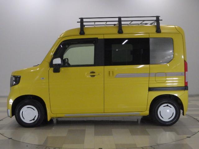 Ｎ－ＶＡＮ＋スタイル ファン・ホンダセンシング　／８インチナビ／障害物センサー／ルーフインナーパイプ＆ラック／外部電源入力キット／大型ルーフコンソール／ＬＥＤフォグ／オートライト／Ｒカメラ／ＢＴＡ／フルセグ／録音再生機能／オートリトラミラー／ＵＳＢ（11枚目）