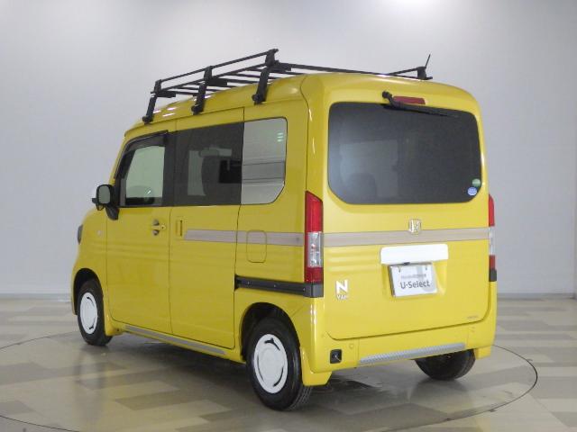 Ｎ－ＶＡＮ＋スタイル ファン・ホンダセンシング　／８インチナビ／障害物センサー／ルーフインナーパイプ＆ラック／外部電源入力キット／大型ルーフコンソール／ＬＥＤフォグ／オートライト／Ｒカメラ／ＢＴＡ／フルセグ／録音再生機能／オートリトラミラー／ＵＳＢ（13枚目）