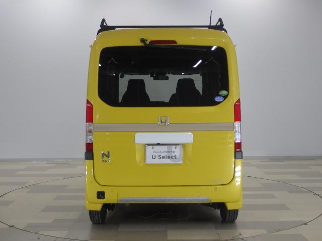 Ｎ－ＶＡＮ＋スタイル ファン・ホンダセンシング　／８インチナビ／障害物センサー／ルーフインナーパイプ＆ラック／外部電源入力キット／大型ルーフコンソール／ＬＥＤフォグ／オートライト／Ｒカメラ／ＢＴＡ／フルセグ／録音再生機能／オートリトラミラー／ＵＳＢ（14枚目）