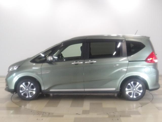 フリード+ クロスター・ホンダセンシング /雹害車/9インチナビ/前後ドラレコ/ルーフレール/シートヒータ/LEDアクティブコーナーリングライト/プライムスムースコンビシート/サイドカーテンSRS/オートリトラミラー/フルセグ/BTA/USB(12枚目)