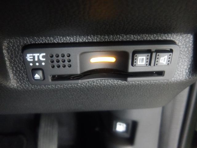 フリード+ クロスター・ホンダセンシング /雹害車/9インチナビ/前後ドラレコ/ルーフレール/シートヒータ/LEDアクティブコーナーリングライト/プライムスムースコンビシート/サイドカーテンSRS/オートリトラミラー/フルセグ/BTA/USB(24枚目)