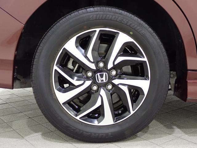 ステップワゴンスパーダ スパーダホンダセンシング　／１１．６インチ後席モニター／１０インチナビ／前後ドラレコ／パドルシフト／ＦＡＢＴＥＣＴシート／アクティブコーナーリングライト／ＥＴＣ２．０／ドアバイザー／ＨＤＭＩ／ＵＳＢ／ＡｐｐｌｅＣａｒＰｌａｙ（40枚目）