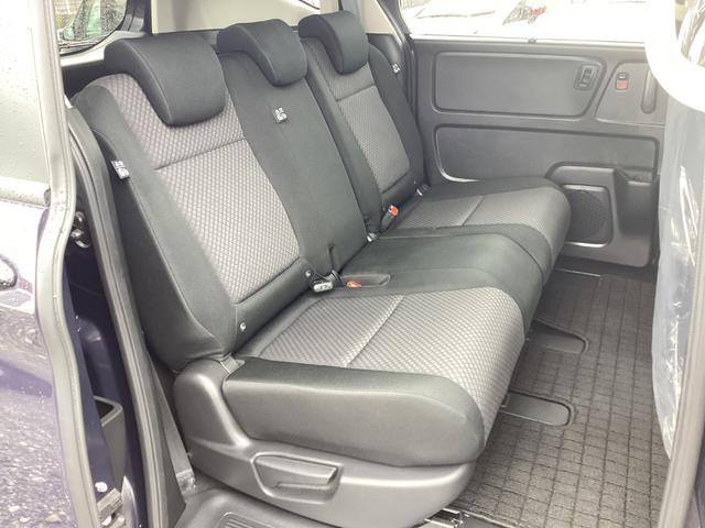 フリード+ Gブラックスタイル /当社試乗車/9インチナビ/シートヒータ/アクティブコーナーリングライト/オートライト/オートリトラミラー/ETC2.0/USB/ロールサンシェード/AppleCarPlay/フルセグ/録音再生機能(24枚目)