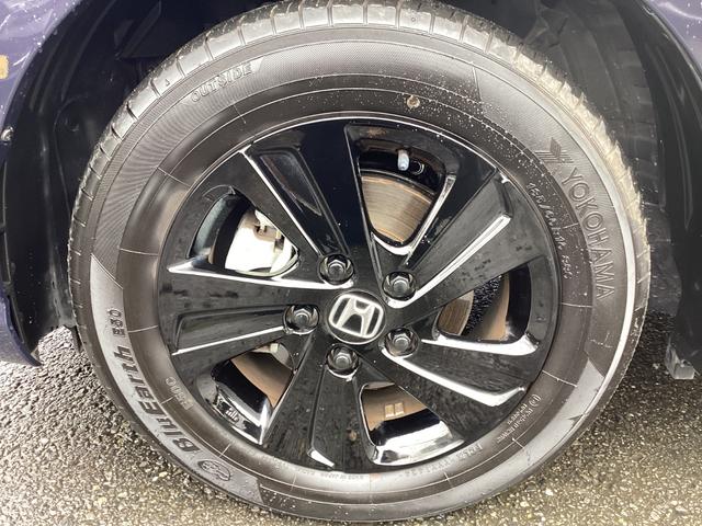 フリード+ Gブラックスタイル /当社試乗車/9インチナビ/シートヒータ/アクティブコーナーリングライト/オートライト/オートリトラミラー/ETC2.0/USB/ロールサンシェード/AppleCarPlay/フルセグ/録音再生機能(29枚目)