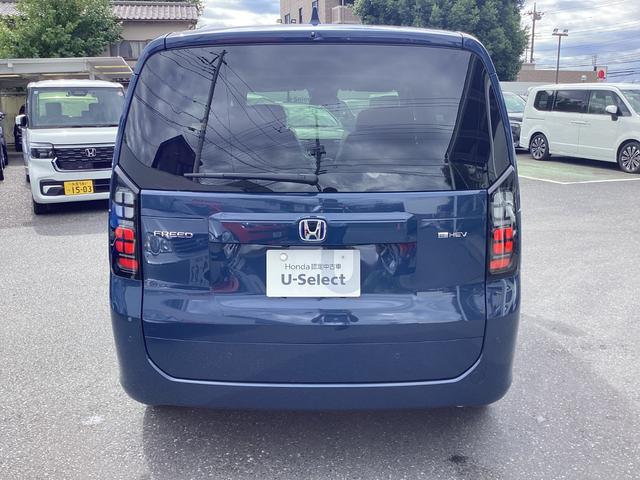 フリード e:HEVエアーEX /登録済未使用車/マルチビュカメラ/LEDアクティブコーナーリングライト/BSI/リヤクーラー/シートヒータ/純正アルミ/サイドカーテンSRS/プライムスムースコンビシート/オートリトラミラー/VSA(13枚目)