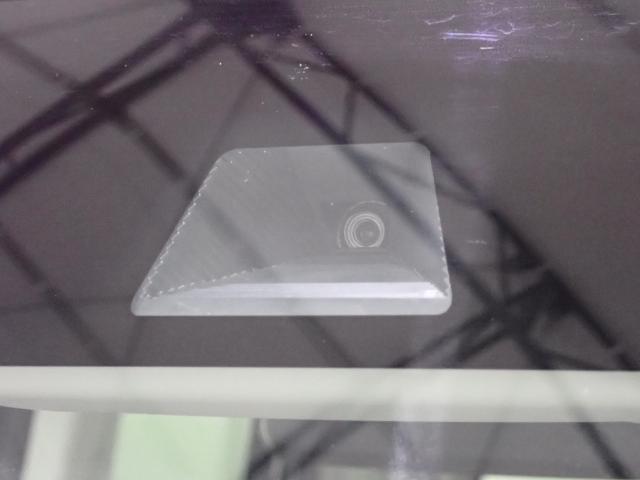 N-BOX G・Lホンダセンシング /2年保証/純正ナビ/シートヒータ/ドアバイザー/LEDライト/オートライト/ETC/ACC/リヤカメラ/ロールサンシェード/フルセグTV/録音再生機能/Bluetoothオーディオ/スマートキー(18枚目)