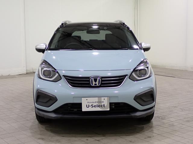 フィット ｅ：ＨＥＶクロスター　／ホンダセンシング／２トーン／純正ナビ／ドラレコ／ルーフレール／障害物センサー／ワンオーナー／ドアバイザー／サイドカーテンＳＲＳ／電子パーキング／ブレーキホールド／ＡＣＣ／ＥＴＣ２．０／ＵＳＢ／ＶＳＡ（11枚目）