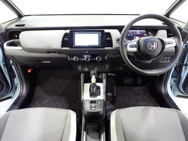 フィット ｅ：ＨＥＶクロスター　／ホンダセンシング／２トーン／純正ナビ／ドラレコ／ルーフレール／障害物センサー／ワンオーナー／ドアバイザー／サイドカーテンＳＲＳ／電子パーキング／ブレーキホールド／ＡＣＣ／ＥＴＣ２．０／ＵＳＢ／ＶＳＡ（24枚目）