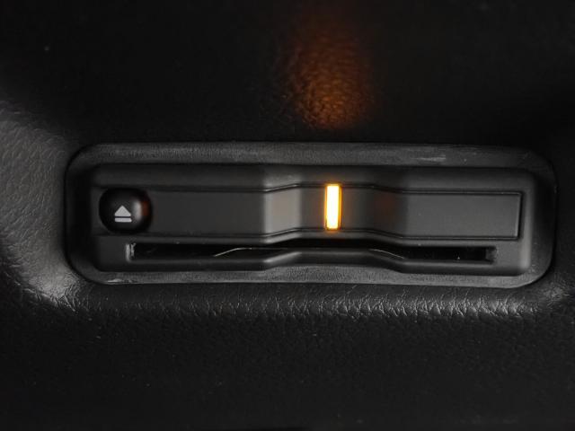 フィット ｅ：ＨＥＶクロスター　／ホンダセンシング／２トーン／純正ナビ／ドラレコ／ルーフレール／障害物センサー／ワンオーナー／ドアバイザー／サイドカーテンＳＲＳ／電子パーキング／ブレーキホールド／ＡＣＣ／ＥＴＣ２．０／ＵＳＢ／ＶＳＡ（26枚目）