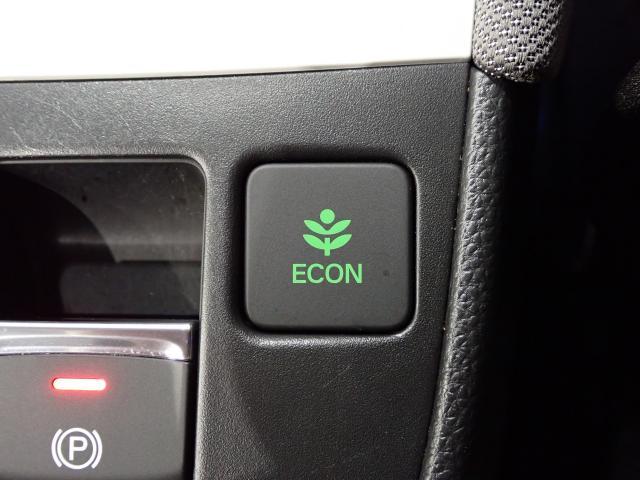 フィット ｅ：ＨＥＶクロスター　／ホンダセンシング／２トーン／純正ナビ／ドラレコ／ルーフレール／障害物センサー／ワンオーナー／ドアバイザー／サイドカーテンＳＲＳ／電子パーキング／ブレーキホールド／ＡＣＣ／ＥＴＣ２．０／ＵＳＢ／ＶＳＡ（31枚目）