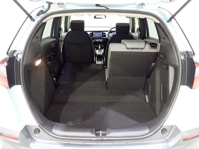 フィット ｅ：ＨＥＶクロスター　／ホンダセンシング／２トーン／純正ナビ／ドラレコ／ルーフレール／障害物センサー／ワンオーナー／ドアバイザー／サイドカーテンＳＲＳ／電子パーキング／ブレーキホールド／ＡＣＣ／ＥＴＣ２．０／ＵＳＢ／ＶＳＡ（38枚目）