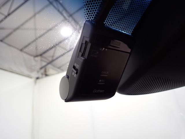 ヴェゼル ハイブリッドZ・ホンダセンシング /8インチナビ/前後ドラレコ/ワンオーナー/禁煙/パドルシフト/前席ハーフレザーシート/シートヒータ/サイドカーテンSRS/ルーフレール/ドアバイザー/HDMI/USB/フルセグ/録音再生機能/BTA(4枚目)