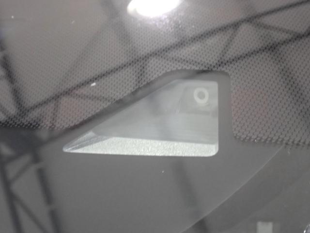 ヴェゼル ハイブリッドZ・ホンダセンシング /8インチナビ/前後ドラレコ/ワンオーナー/禁煙/パドルシフト/前席ハーフレザーシート/シートヒータ/サイドカーテンSRS/ルーフレール/ドアバイザー/HDMI/USB/フルセグ/録音再生機能/BTA(20枚目)