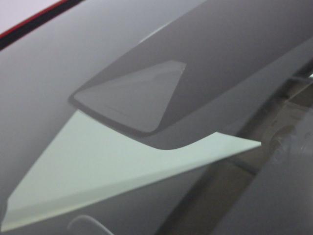 ホンダセンシング搭載！誤発進抑制機能・路外逸脱抑制機能・歩行者事故低減ステアリング・車線維持支援システム・先進車発進お知らせ機能など多彩な先進安全機能でより安全で快適なドライブを支援します。