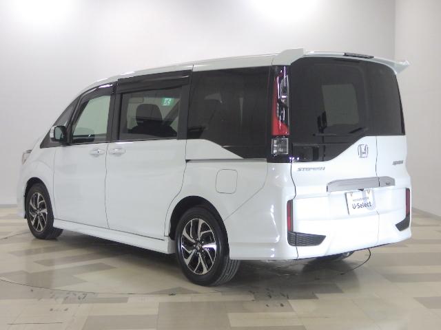 ステップワゴンスパーダ スパーダホンダセンシング /ワンオーナー/禁煙/後席モニター/10インチナビ/FABTECTシート/パドルシフト/ETC2.0/USB/シートバックテーブル/ロールサンシェード/USB/BTA/フルセグ/オートリトラミラー(15枚目)