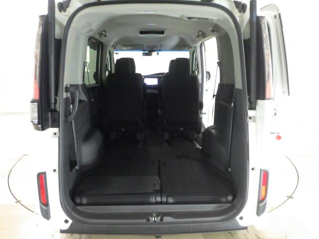 ステップワゴンスパーダ スパーダホンダセンシング /ワンオーナー/禁煙/後席モニター/10インチナビ/FABTECTシート/パドルシフト/ETC2.0/USB/シートバックテーブル/ロールサンシェード/USB/BTA/フルセグ/オートリトラミラー(33枚目)