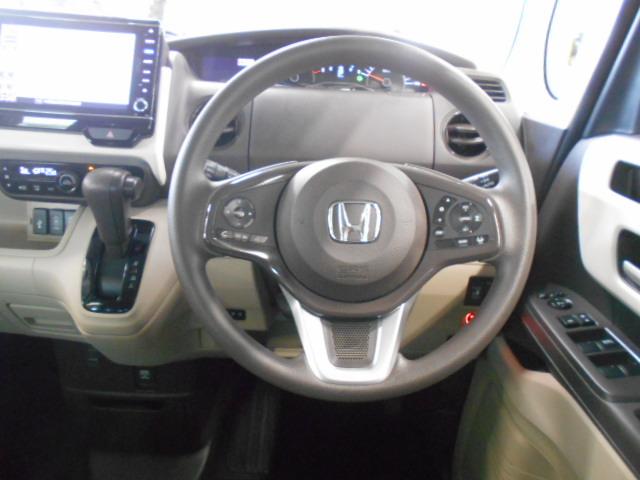 N-BOX G・Lホンダセンシング /ワンオーナー/禁煙/8インチナビ/両側パワースライドドア/ドアバイザー/サイドカーテンSRS/ETC/ACC/USB/ロールサンシェード/AppleCarPlay/フルセグTV/録音再生機能/VSA(20枚目)