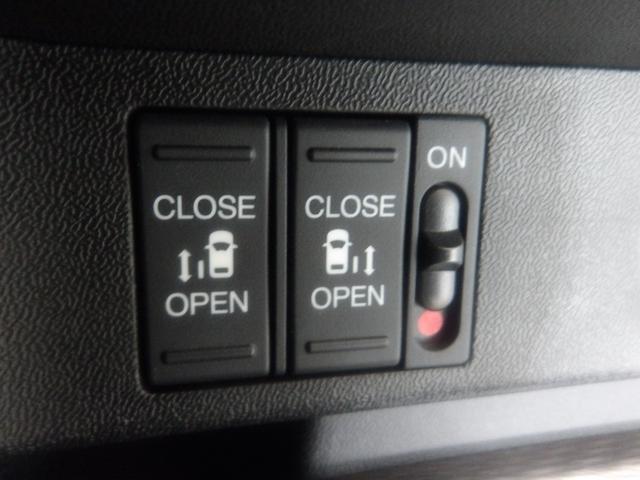 ステップワゴンスパーダ スパーダ・クールスピリットホンダセンシング　／ワンオーナー／禁煙／純正ナビ／パドルシフト／ＦＡＢＴＥＣＴプライムスムースシート／ＳＭＡＣＫ１８インチアルミ／サイドカーテンＳＲＳ／ドアバイザー／オートリトラミラー／ＥＴＣ２．０／ＡＣＣ／フルセグ（28枚目）