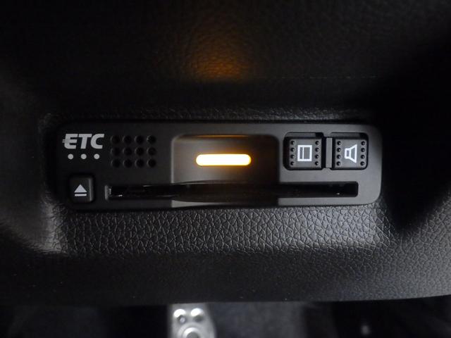 シャトル ハイブリッドZホンダセンシング ワンオーナー/禁煙/純正ナビ/AppleCarPlay/シートヒータ/ルーフレール/LEDライト/LEDフォグ/障害物センサー/サイドカーテンSRS/プライムスムースシート/オートリトラミラー/VSA(21枚目)