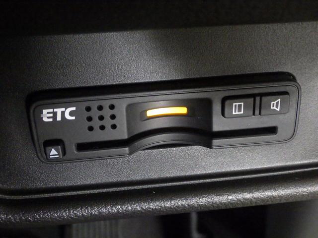 オデッセイ アブソルート /ワンオーナー/禁煙/純正ナビ/衝突軽減ブレーキ/クルコン/サイドカーテンSRS/パドルシフト/リヤカメラ/HDMI/USB/ETC/Bluetooth/LEDライト/オートライト/フルセグ/VSA(7枚目)