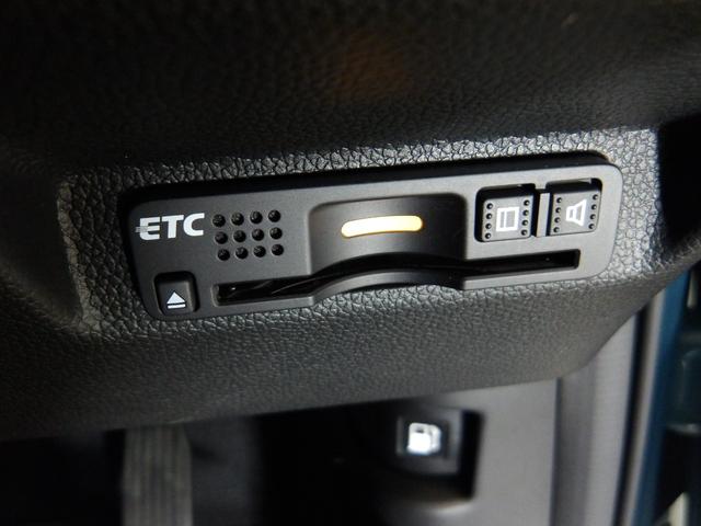 フリード＋ Ｇ・ホンダセンシング　／純正ナビ／ＬＥＤフォグ／オートライト／アクティブコーナーリングライト／プラズマクラスター／ワンオーナー／禁煙／合皮シート／革ハンドル／純正アルミ／ロールサンシェード／ＥＴＣ／ドアバイザー／ＢＴＡ（15枚目）