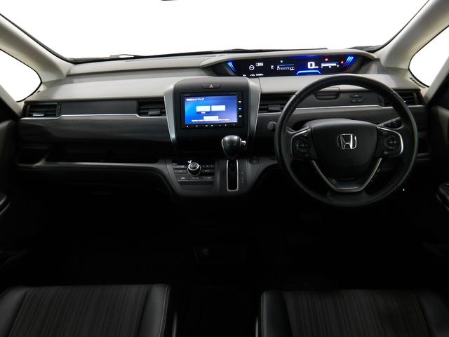 フリード＋ Ｇ・ホンダセンシング　／純正ナビ／ＬＥＤフォグ／オートライト／アクティブコーナーリングライト／プラズマクラスター／ワンオーナー／禁煙／合皮シート／革ハンドル／純正アルミ／ロールサンシェード／ＥＴＣ／ドアバイザー／ＢＴＡ（19枚目）