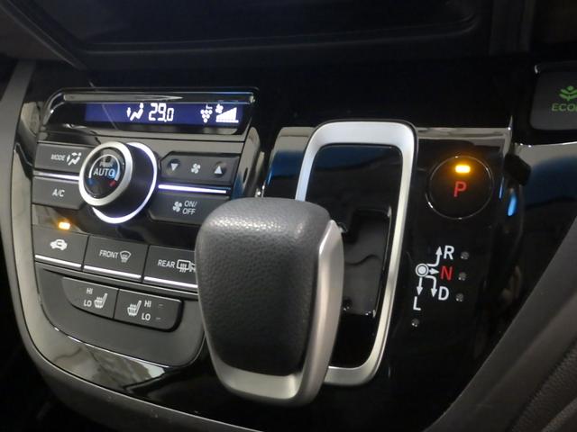 フリードハイブリッド ハイブリッド・Ｇホンダセンシング　／純正９インチナビ／１１．６インチ後席モニター／前後ドラレコ／シートヒータ／サイドカーテンＳＲＳ／ドアバイザー／ＬＥＤライト／アクティブコーナーリングライト／ワンオーナー／オートリトラミラー／ＨＤＭＩ（13枚目）