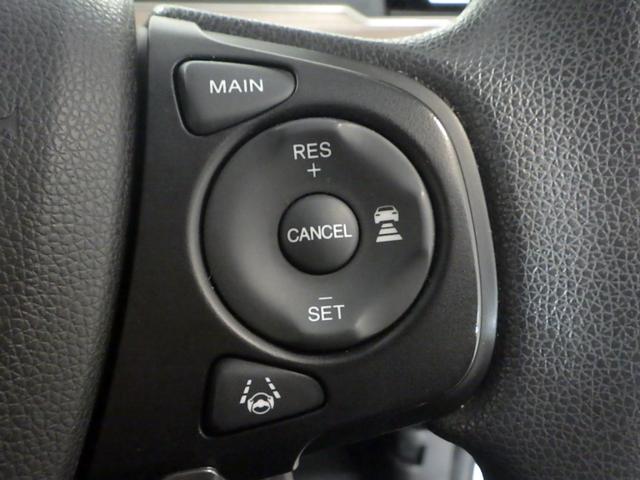 フリードハイブリッド ハイブリッド・Ｇホンダセンシング　／純正９インチナビ／１１．６インチ後席モニター／前後ドラレコ／シートヒータ／サイドカーテンＳＲＳ／ドアバイザー／ＬＥＤライト／アクティブコーナーリングライト／ワンオーナー／オートリトラミラー／ＨＤＭＩ（17枚目）