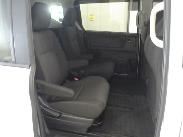 フリードハイブリッド ハイブリッド・Ｇホンダセンシング　／純正９インチナビ／１１．６インチ後席モニター／前後ドラレコ／シートヒータ／サイドカーテンＳＲＳ／ドアバイザー／ＬＥＤライト／アクティブコーナーリングライト／ワンオーナー／オートリトラミラー／ＨＤＭＩ（22枚目）